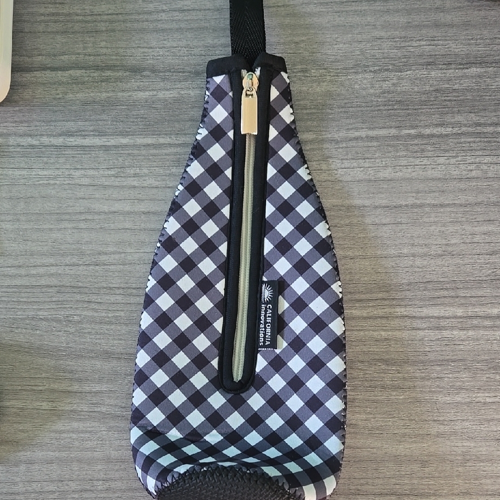 Black White Wine Bag with Checkered Pattern Carry Your Wine In Style Summer